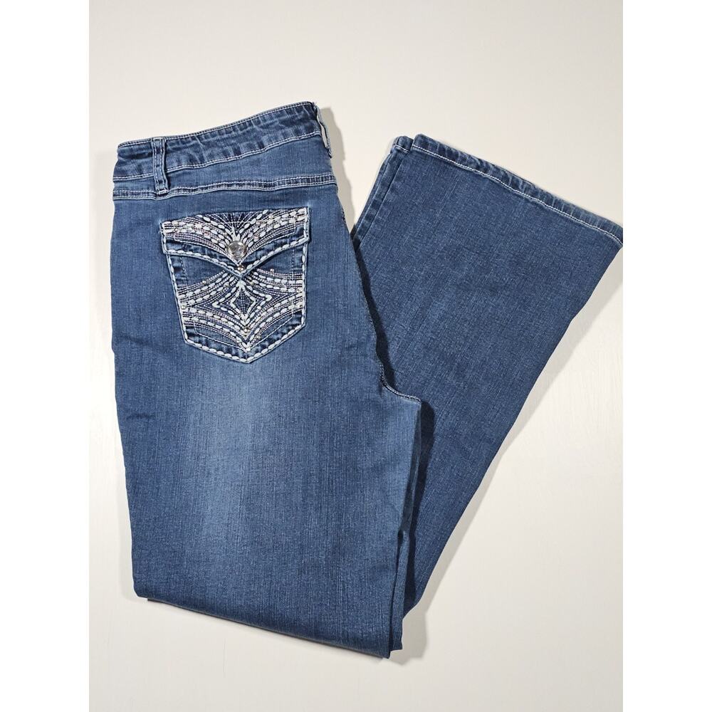 Est 1946 Women's Classic Denim Pocket Embroidered Rhinestones Bootcut Size 16P